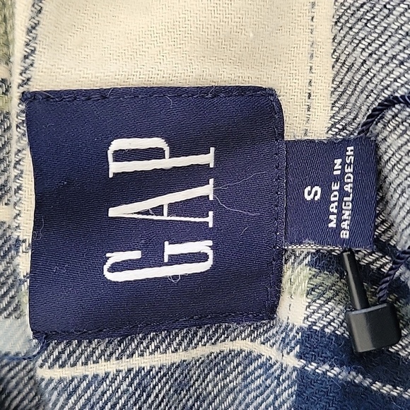 NWT GAP small blue white& green plaid loose fit flannel - Picture 3 of 6